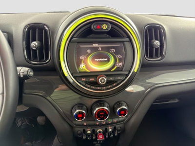 MINI Mini Countryman 2.0 Cooper D Essential Countryman (17)