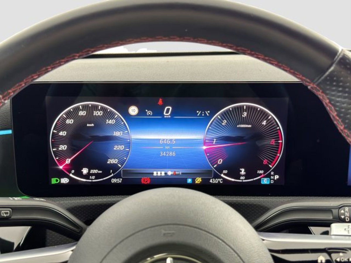 Mercedes-Benz Classe A 200 d AMG Line Premium Plus auto (15)