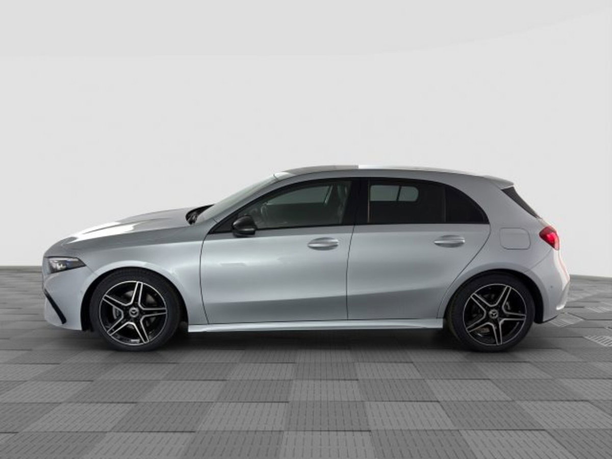 Mercedes-Benz Classe A 200 d AMG Line Premium Plus auto (2)