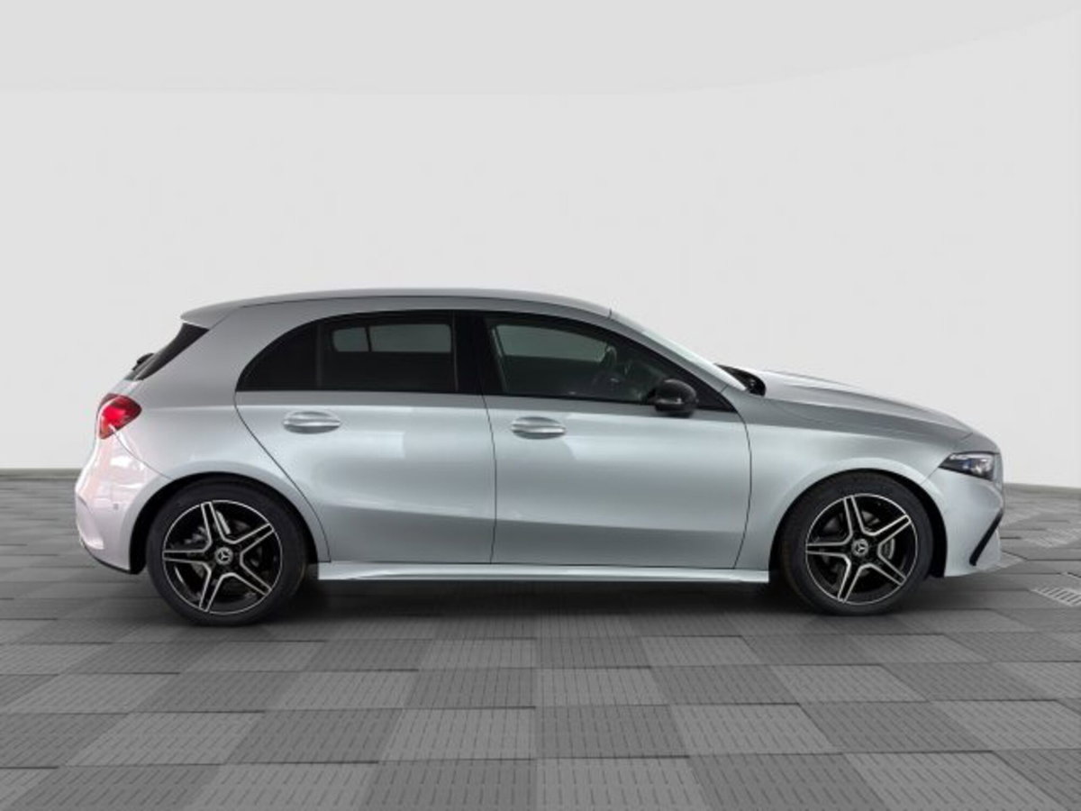 Mercedes-Benz Classe A 200 d AMG Line Premium Plus auto (6)