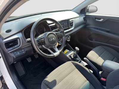 Kia Stonic 1.4 MPI 100 CV Style (9)