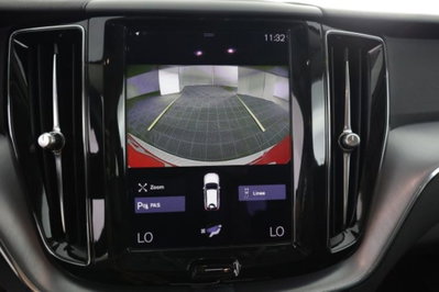 Volvo XC60 B4 Geartronic Momentum Pro (12)
