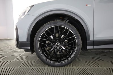 Audi Q2 Q2 35 TDI S tronic Identity Black (16)