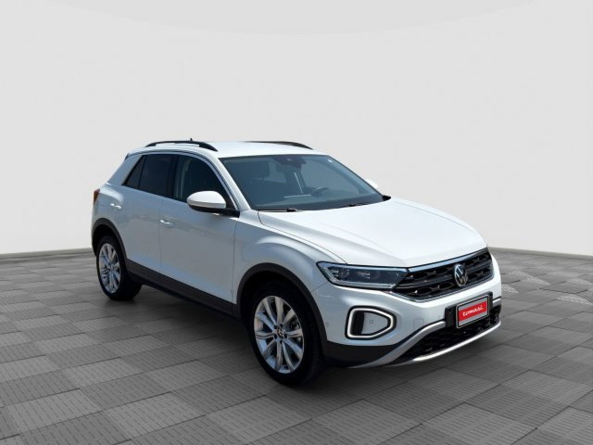 Volkswagen T-Roc 1.0 tsi Life 115cv (7)