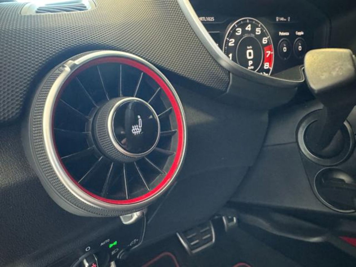 Audi TT Coupé 45 TFSI S tronic (3)