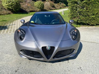 Alfa Romeo 4C Coupé 4C 1750 TBi (3)