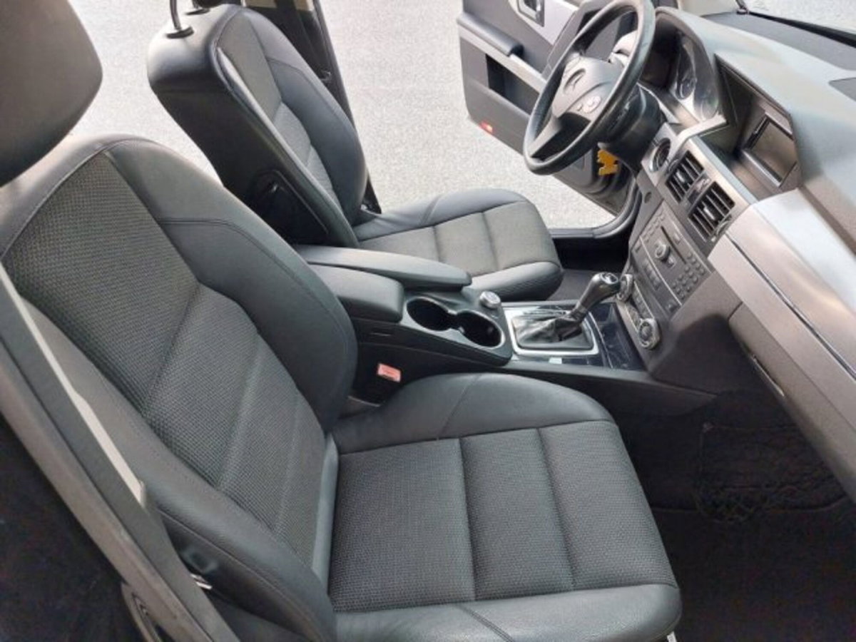 Mercedes-Benz GLK 200 CDI 2WD BlueEFFICIENCY Sport (17)