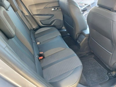 Peugeot 2008 motore elettrico 136 CV Allure Pack (14)
