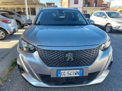 Peugeot 2008 motore elettrico 136 CV Allure Pack (2)