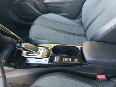 Peugeot 2008 motore elettrico 136 CV Allure Pack (20)