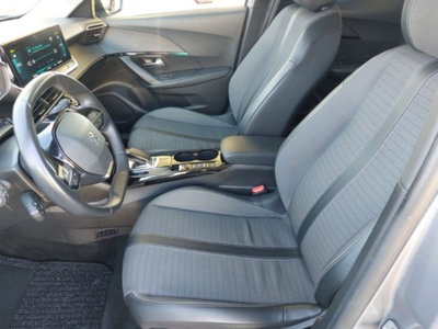 Peugeot 2008 motore elettrico 136 CV Allure Pack (6)