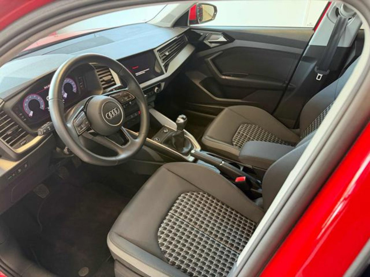 Audi A1 allstreet Allstreet 25 1.0 tfsi Business 95cv (8)