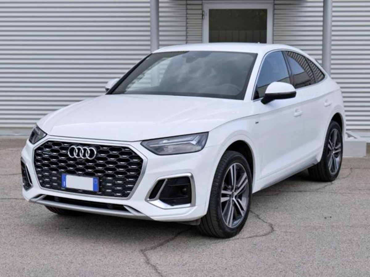 Audi Q5 Sportback Sportback 40 2.0 tfsi mhev 12V quattro s-tronic