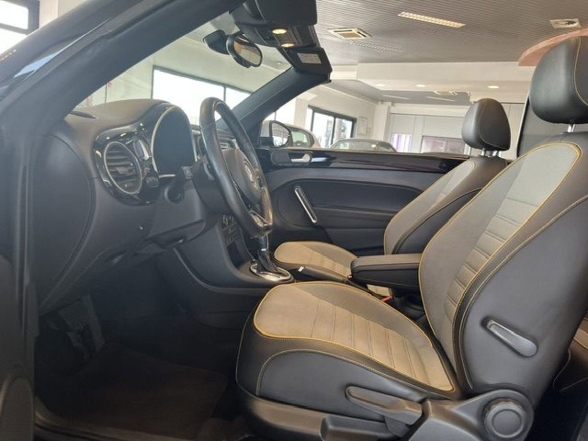 Volkswagen Maggiolino Cabrio 1.4 TSI DSG Sport BlueMotion Technology (11)
