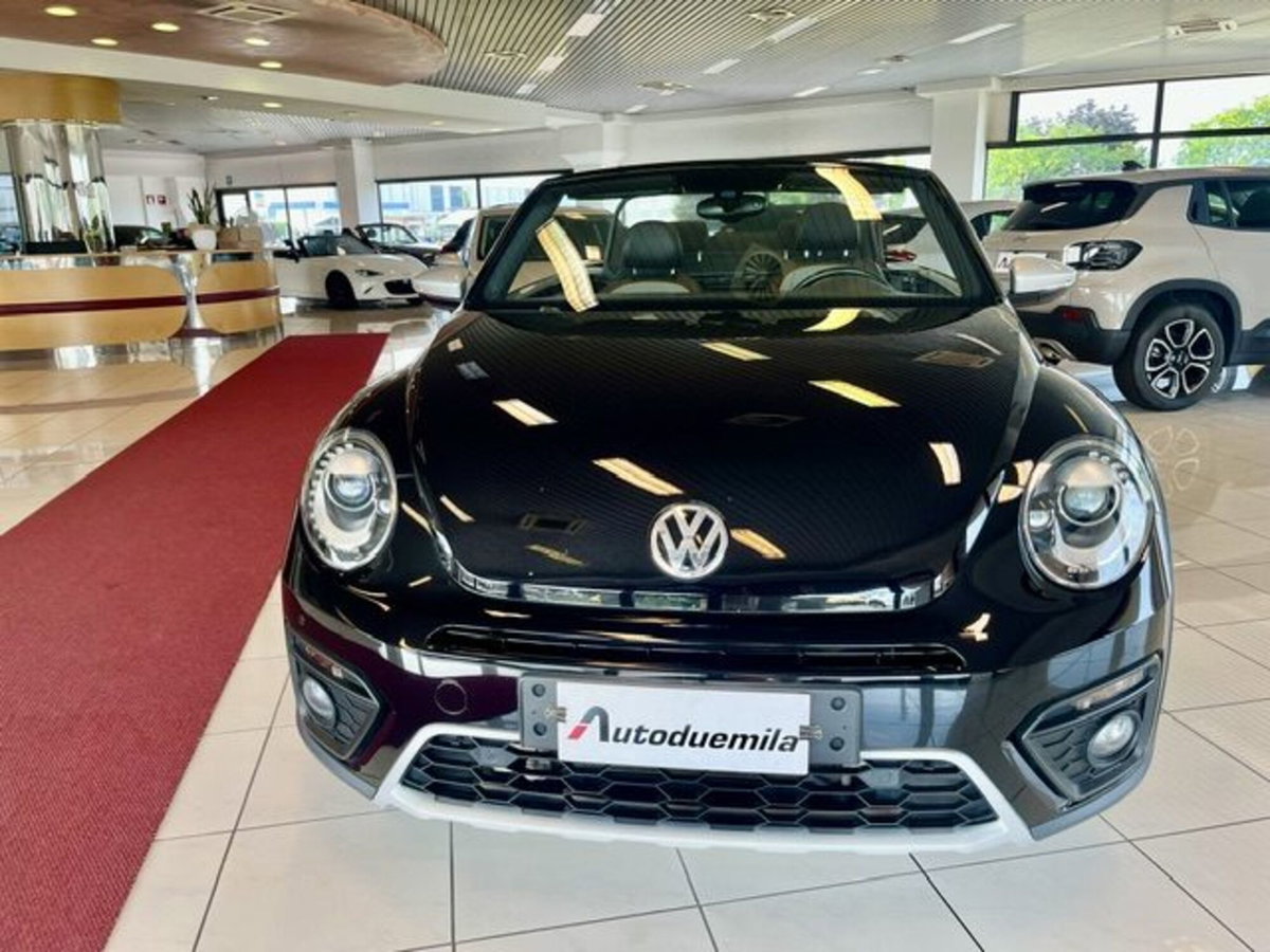 Volkswagen Maggiolino Cabrio 1.4 TSI DSG Sport BlueMotion Technology (2)