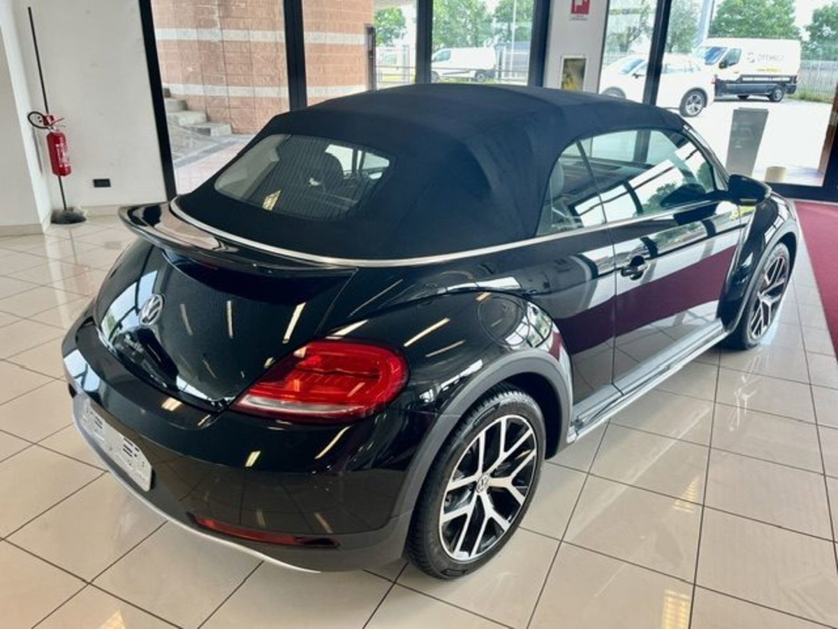 Volkswagen Maggiolino Cabrio 1.4 TSI DSG Sport BlueMotion Technology (5)
