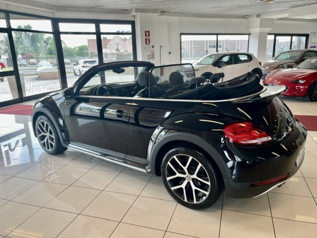 Volkswagen Maggiolino Cabrio 1.4 TSI DSG Sport BlueMotion Technology (8)