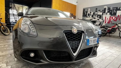 Alfa Romeo Giulietta 1.6 JTDm-2 Distinctive (2)