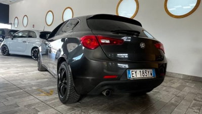 Alfa Romeo Giulietta 1.6 JTDm-2 Distinctive (4)