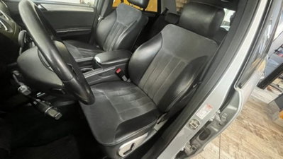 Mercedes-Benz Classe ML 320 CDI Sport (7)