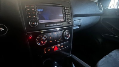 Mercedes-Benz Classe ML 320 CDI Sport (9)