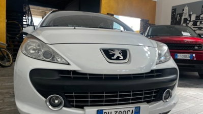 Peugeot 207 THP 150CV 5p. Féline (2)