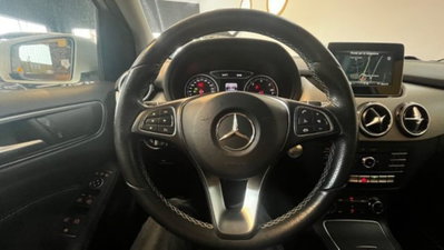 Mercedes-Benz Classe B 180 d Automatic Sport (13)