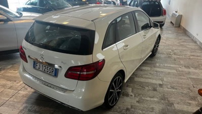 Mercedes-Benz Classe B 180 d Automatic Sport (4)