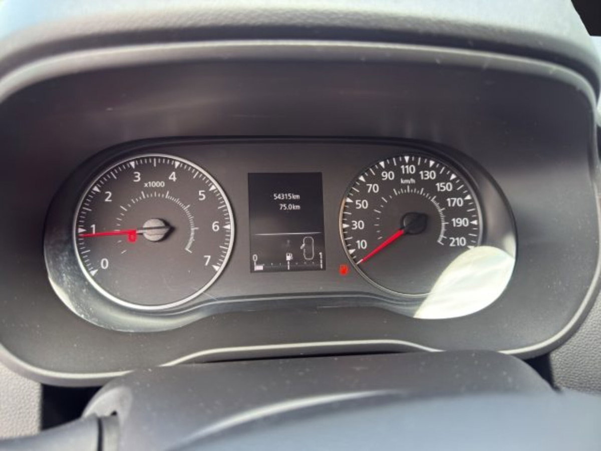 Dacia Duster 1.0 TCe 100 CV ECO-G 4x2 Prestige (11)
