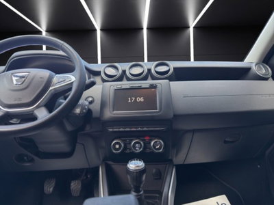 Dacia Duster 1.0 TCe 100 CV ECO-G 4x2 Prestige (15)