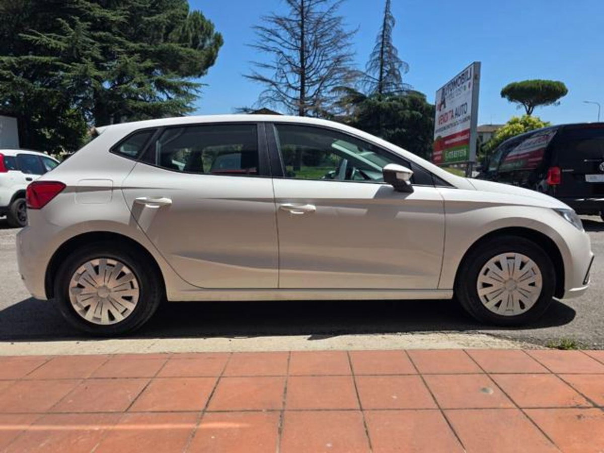 SEAT Ibiza 1.0 TGI 5 porte Style (10)