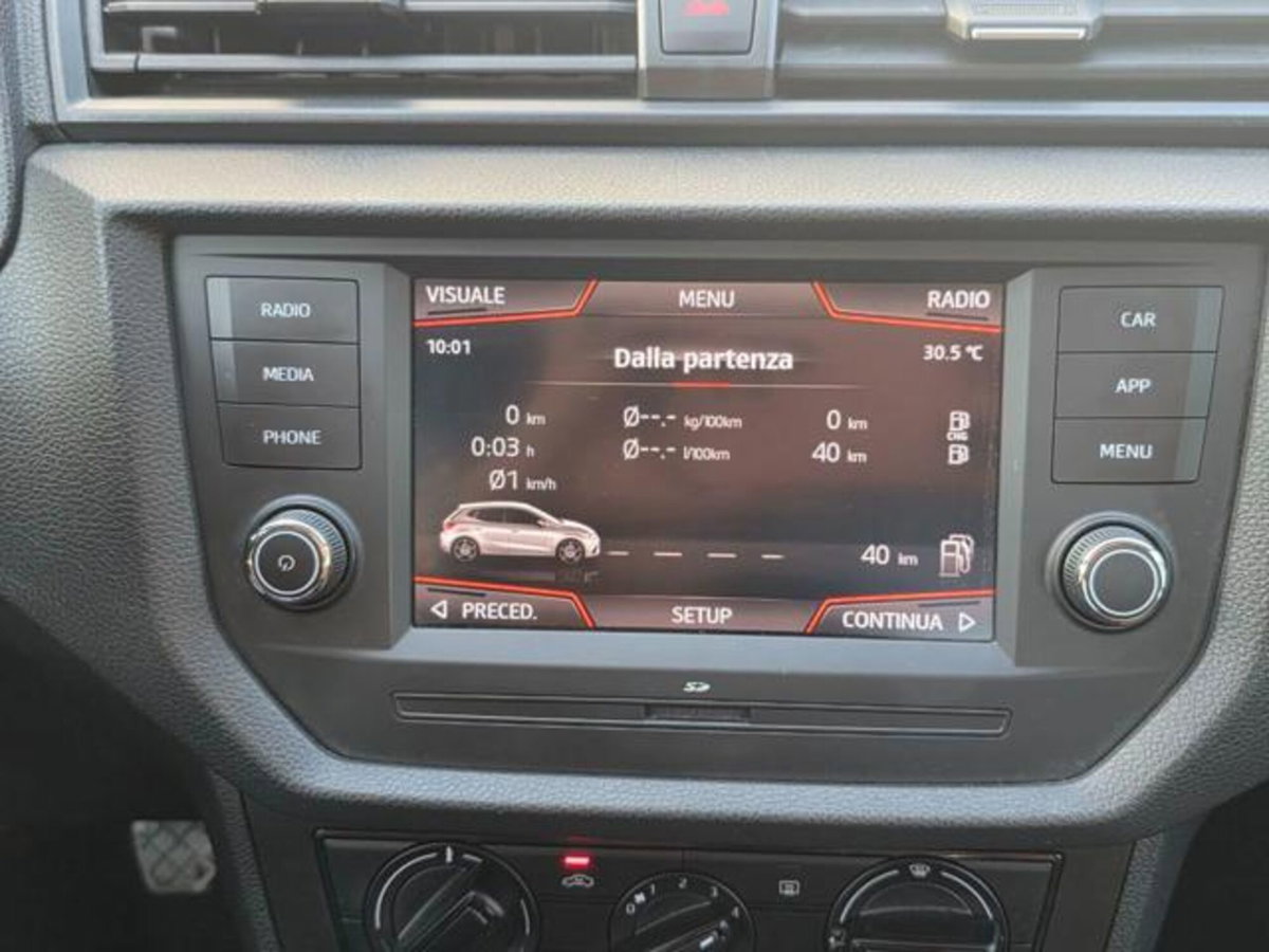 SEAT Ibiza 1.0 TGI 5 porte Style (16)
