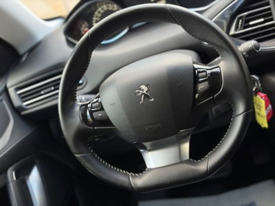 Peugeot 308 BlueHDi 120 S&S EAT6 Allure (18)