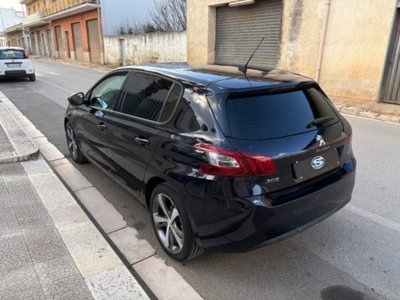 Peugeot 308 BlueHDi 120 S&S EAT6 Allure (5)