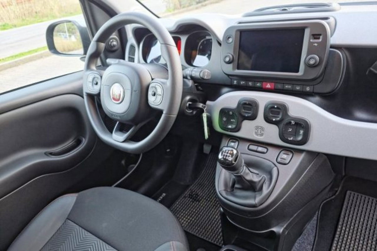 Fiat Panda Cross 1.0 firefly hybrid Cross s&s 70cv 5p.ti (12)