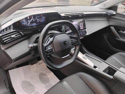 Peugeot 308 BlueHDi 130 S&S EAT8 Allure Pack (10)