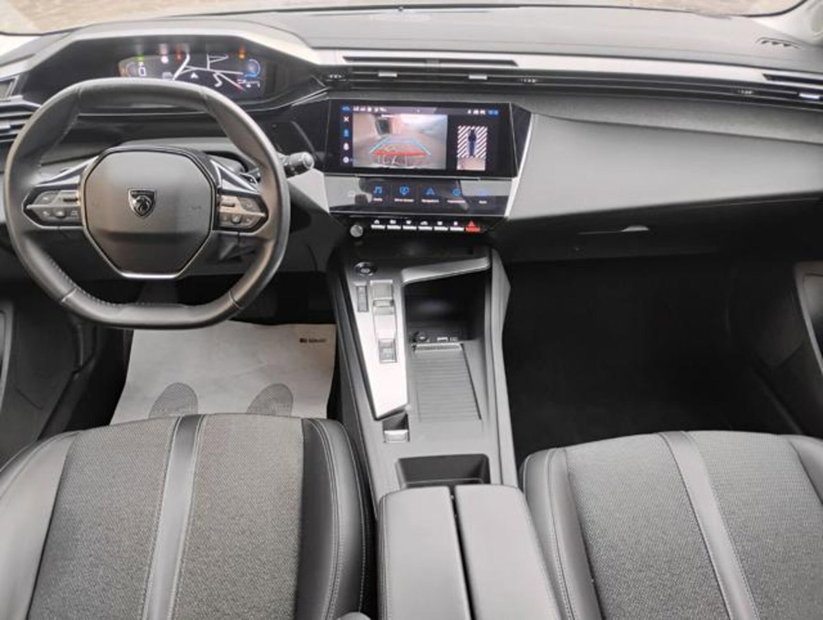 Peugeot 308 BlueHDi 130 S&S EAT8 Allure Pack (9)