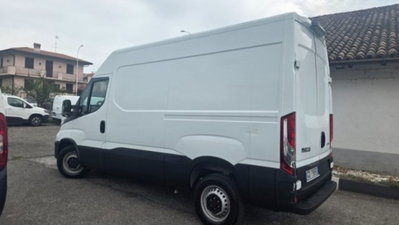 Iveco Daily Furgone 33S12V 2.3 HPT PM-TM Furgone (2)