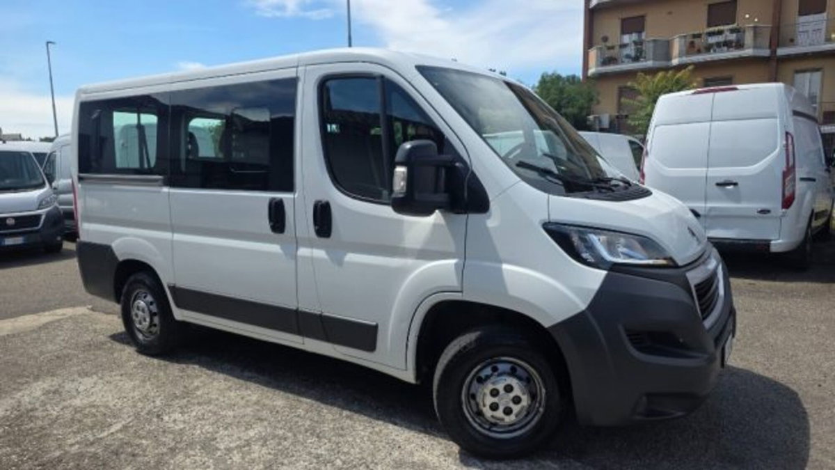 Peugeot Boxer Furgone 330 2.0 BlueHDi/110CV FAP PC-TN Combi Comfort
