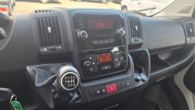 Peugeot Boxer Furgone 330 2.0 BlueHDi/110CV FAP PC-TN Combi Comfort (16)