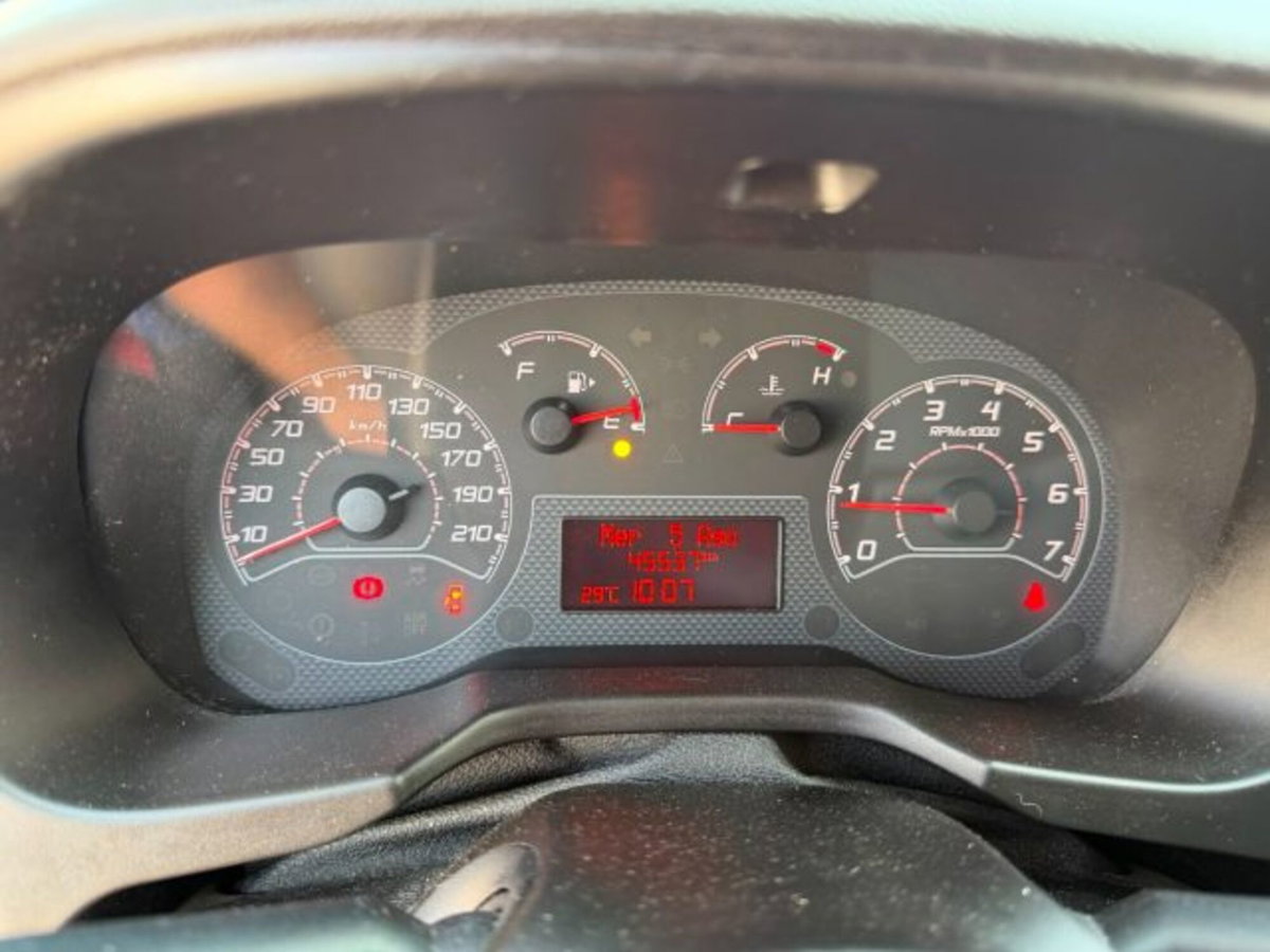 Fiat Fiorino combi N1 1.3 mjt 95cv Adventure (7)