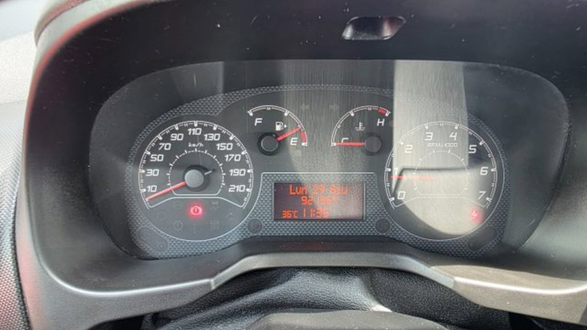 Fiat Fiorino combi N1 1.3 mjt 95cv Adventure (13)