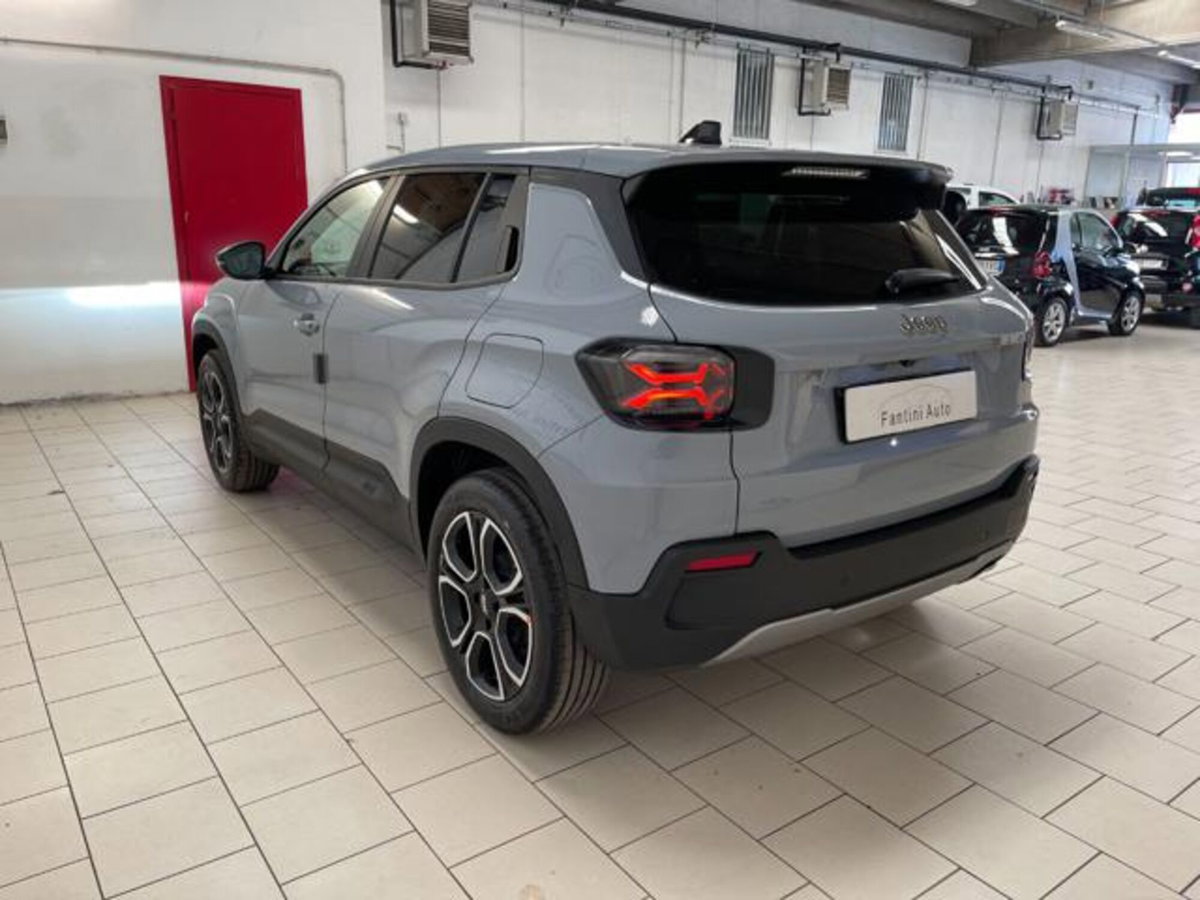 Jeep Avenger 1.2 turbo Summit fwd 100cv (5)
