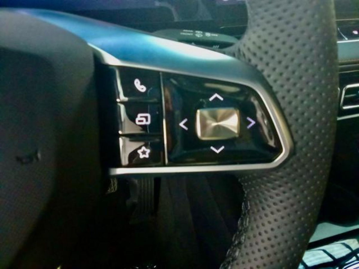 Mg HS HS 1.5T-GDI Luxury (10)
