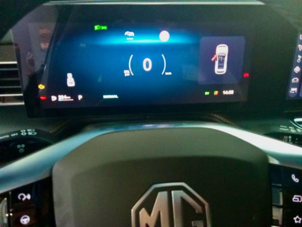 Mg HS HS 1.5T-GDI Luxury (11)