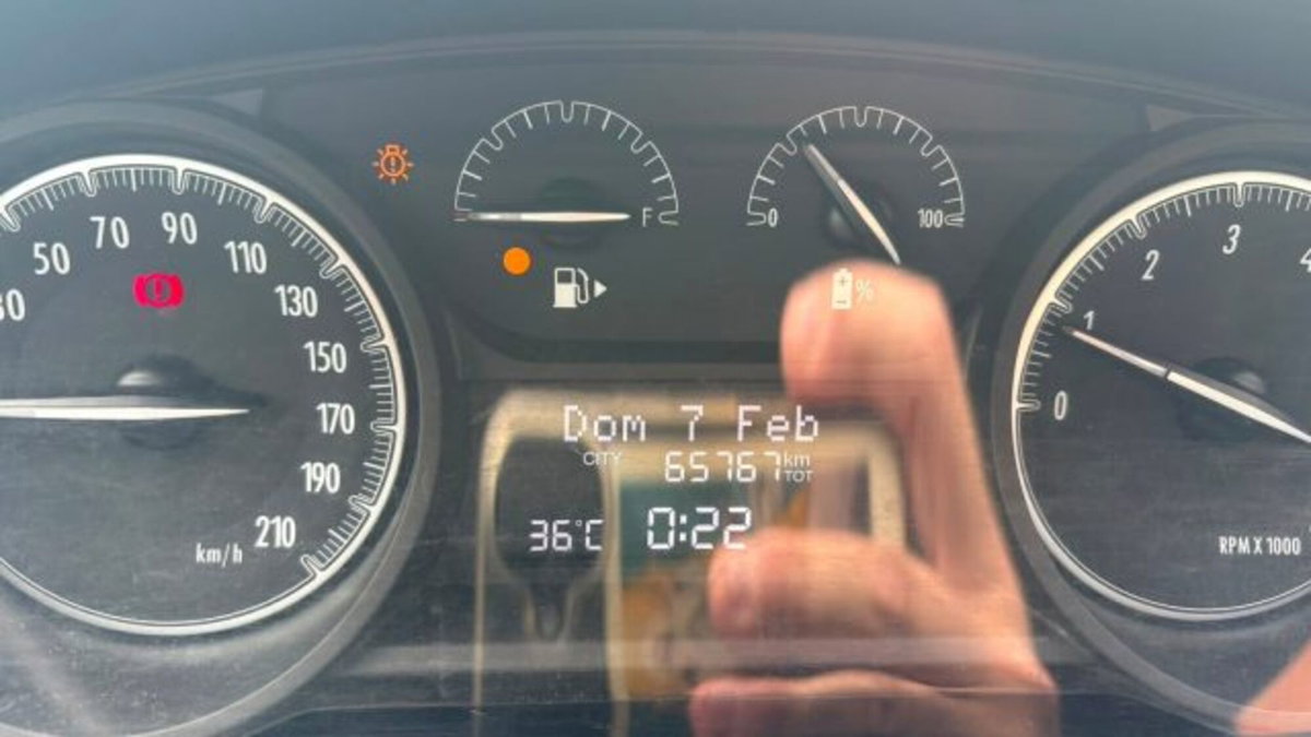 Lancia Ypsilon 1.0 FireFly 5 porte S&S Hybrid Silver Plus (7)