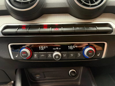 Audi Q2 Q2 35 TFSI S tronic Business (12)