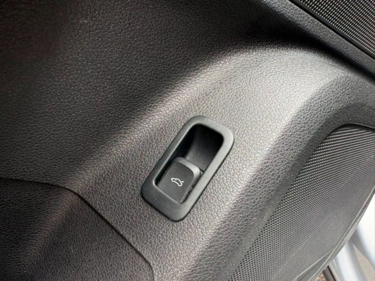 Audi Q2 Q2 35 TFSI S tronic Business (15)