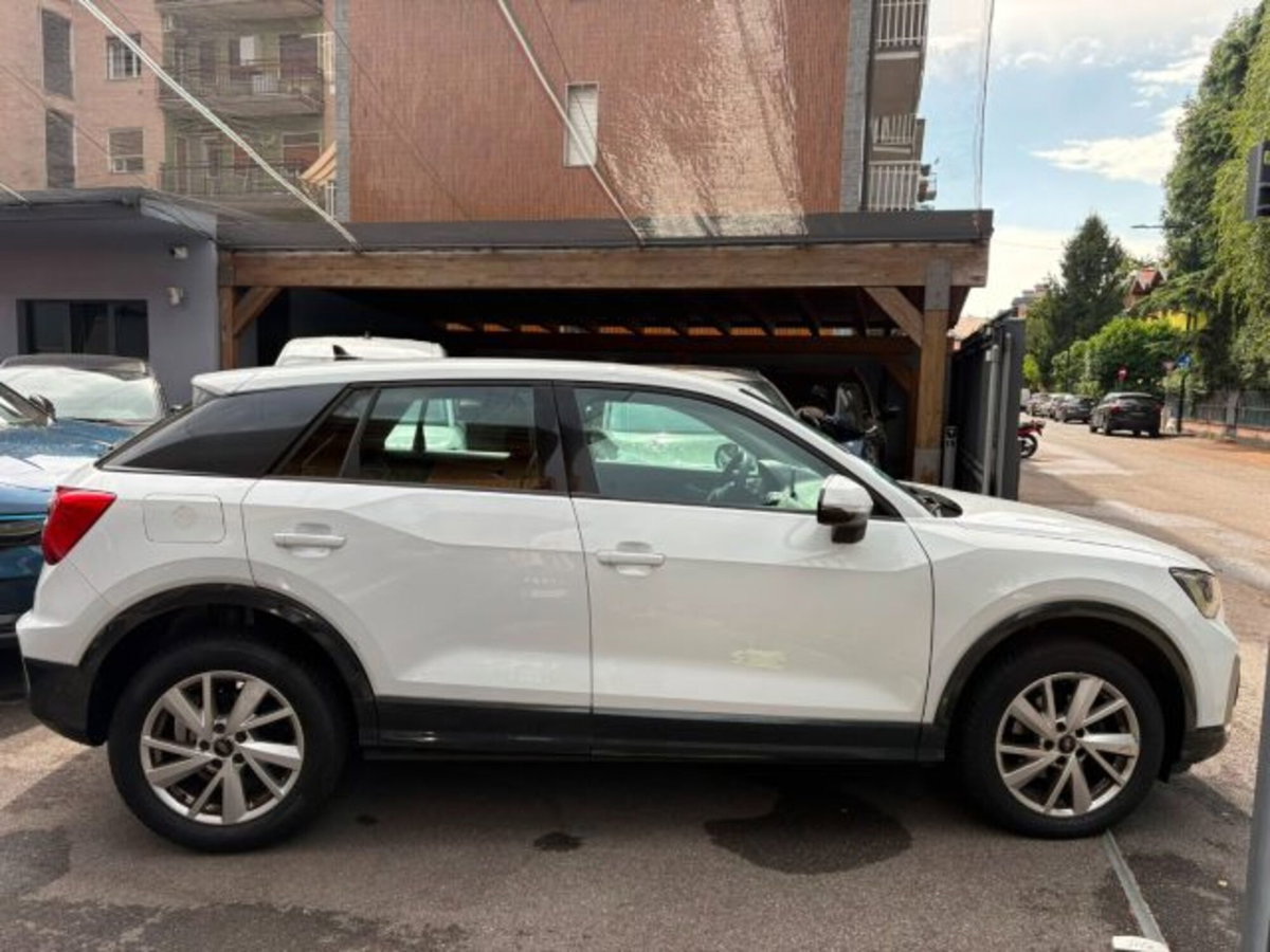 Audi Q2 Q2 35 TFSI S tronic Business (3)
