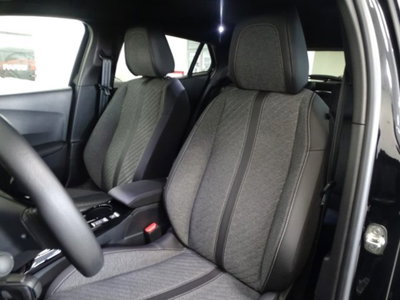 Peugeot 2008 PureTech 100 S&S Allure (11)